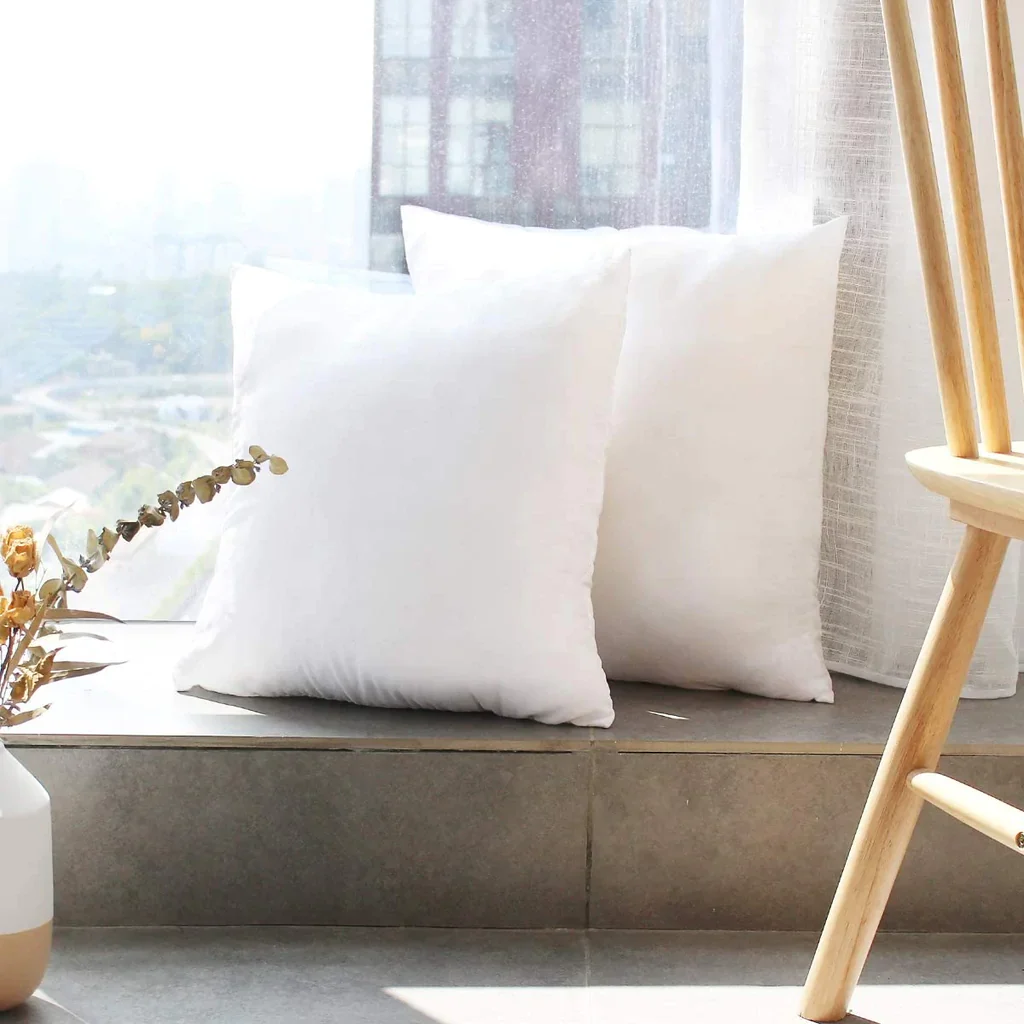 1 PC Filled Cushion - Image 3