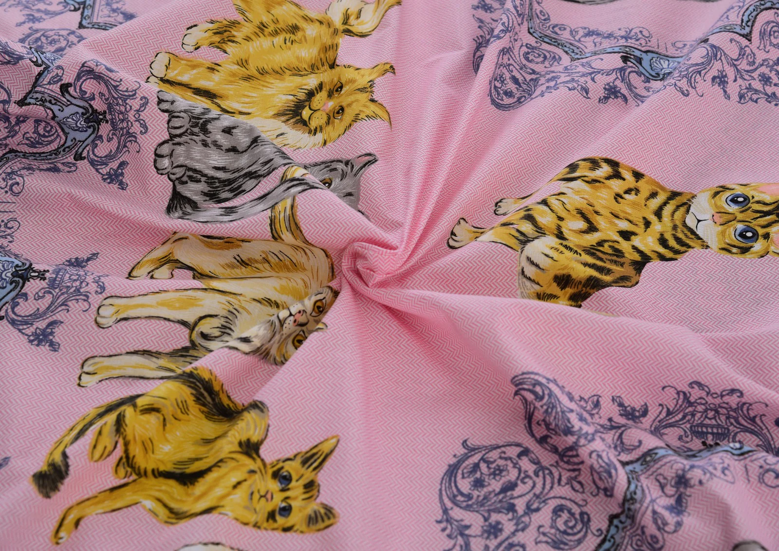 3 PCs Double Bed SheetAP0035 - Image 3