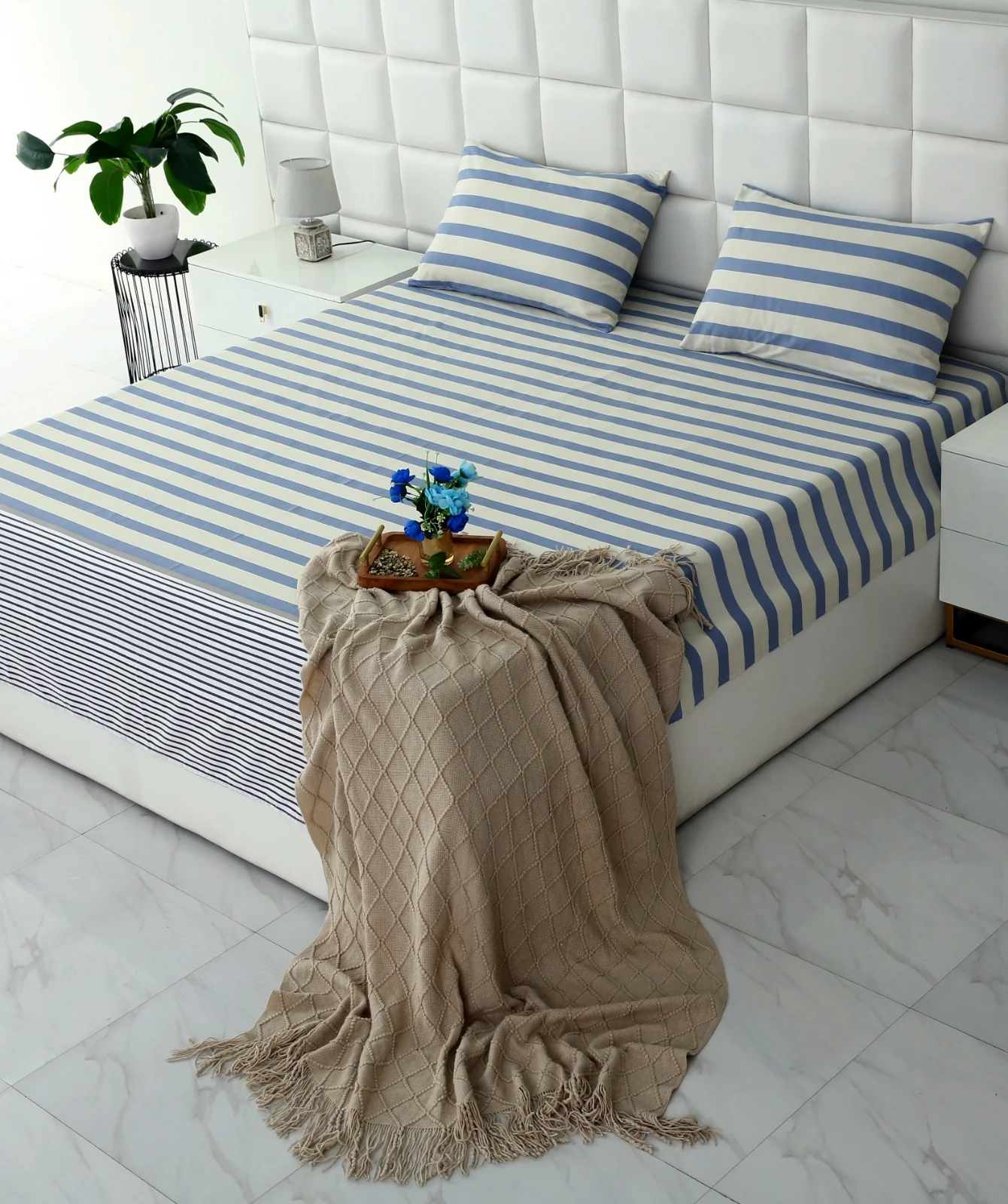 3 PCs Double Bed Sheet-DB343 - Image 2