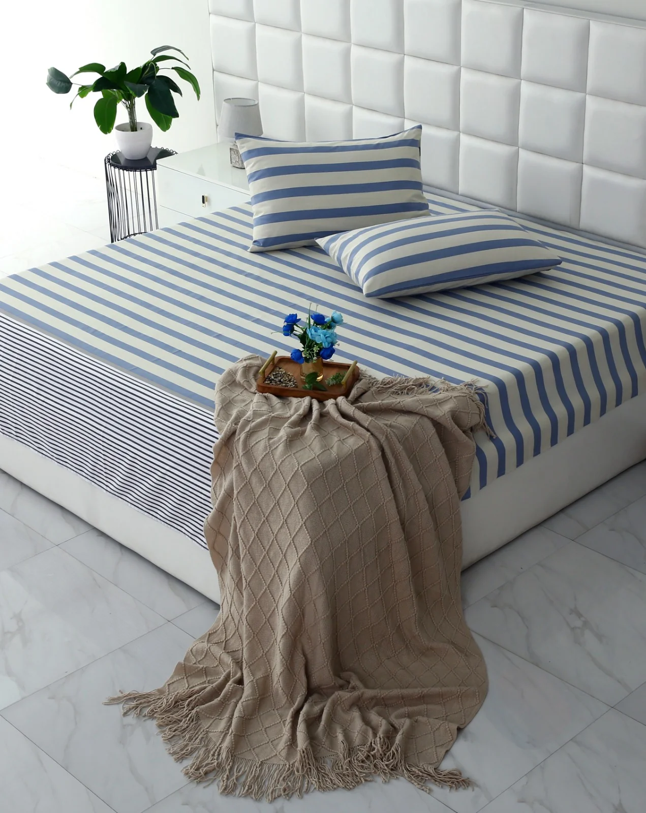 3 PCs Double Bed Sheet-DB343 - Image 3