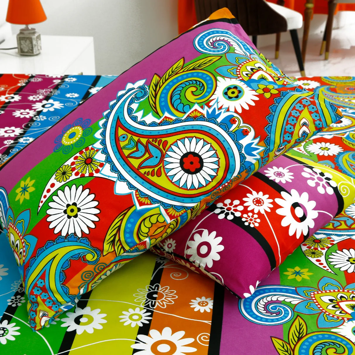 3 PCs Double Bed Sheet -Multi Flowers - Image 3