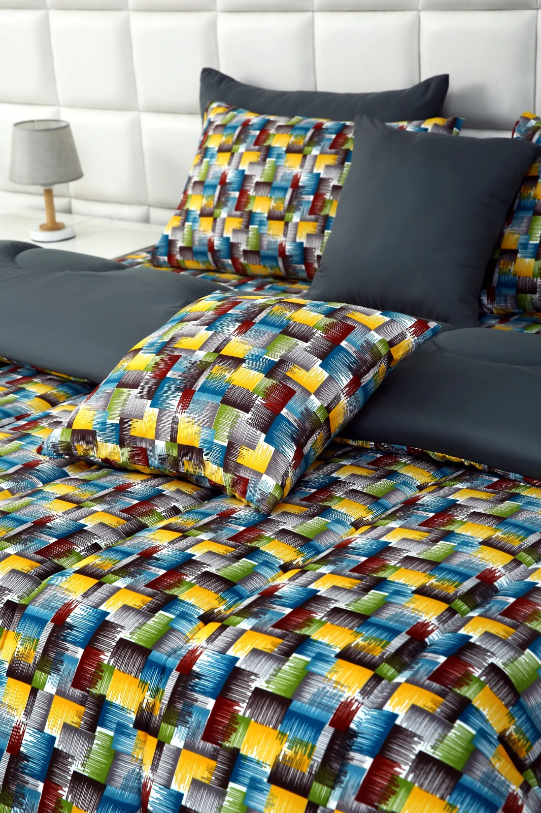 5 PCs Single Razai Set-Multi Ombre(with Grey Reverse) - Image 6