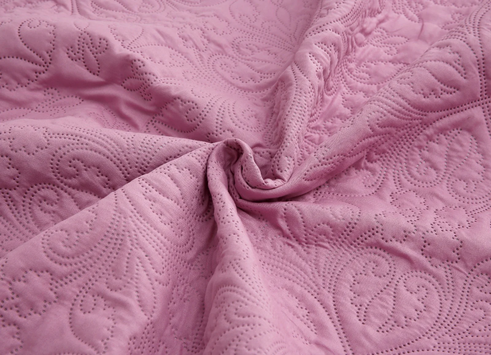 7 PCs Ultrasonic Bed Spread Set-Red over Lilac - Image 9