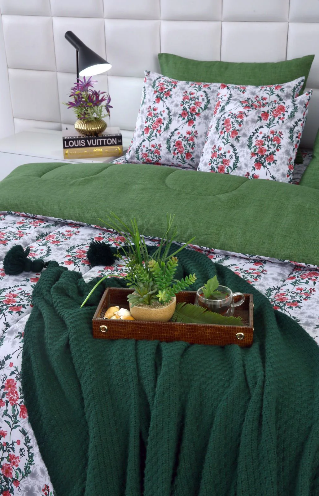 8 PCs Winter Razai Set-Emerald Blooms - Image 16