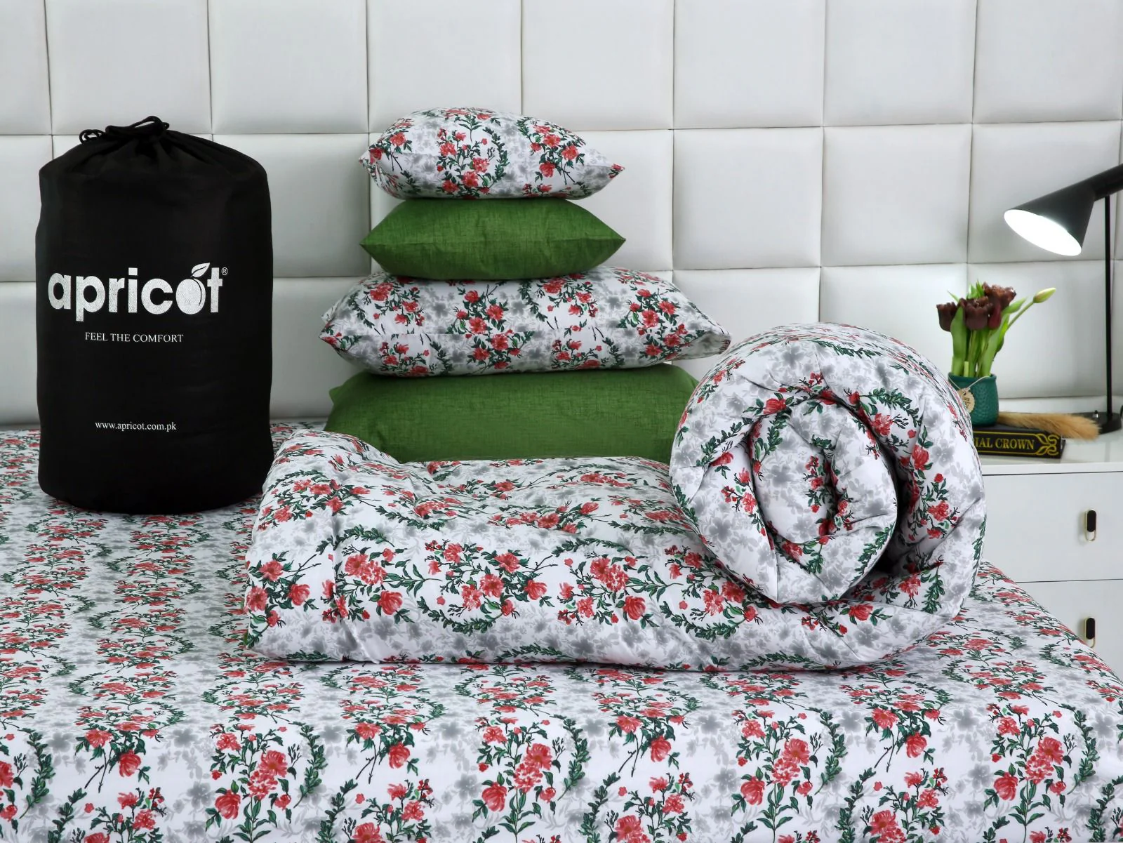 8 PCs Winter Razai Set-Emerald Blooms - Image 5