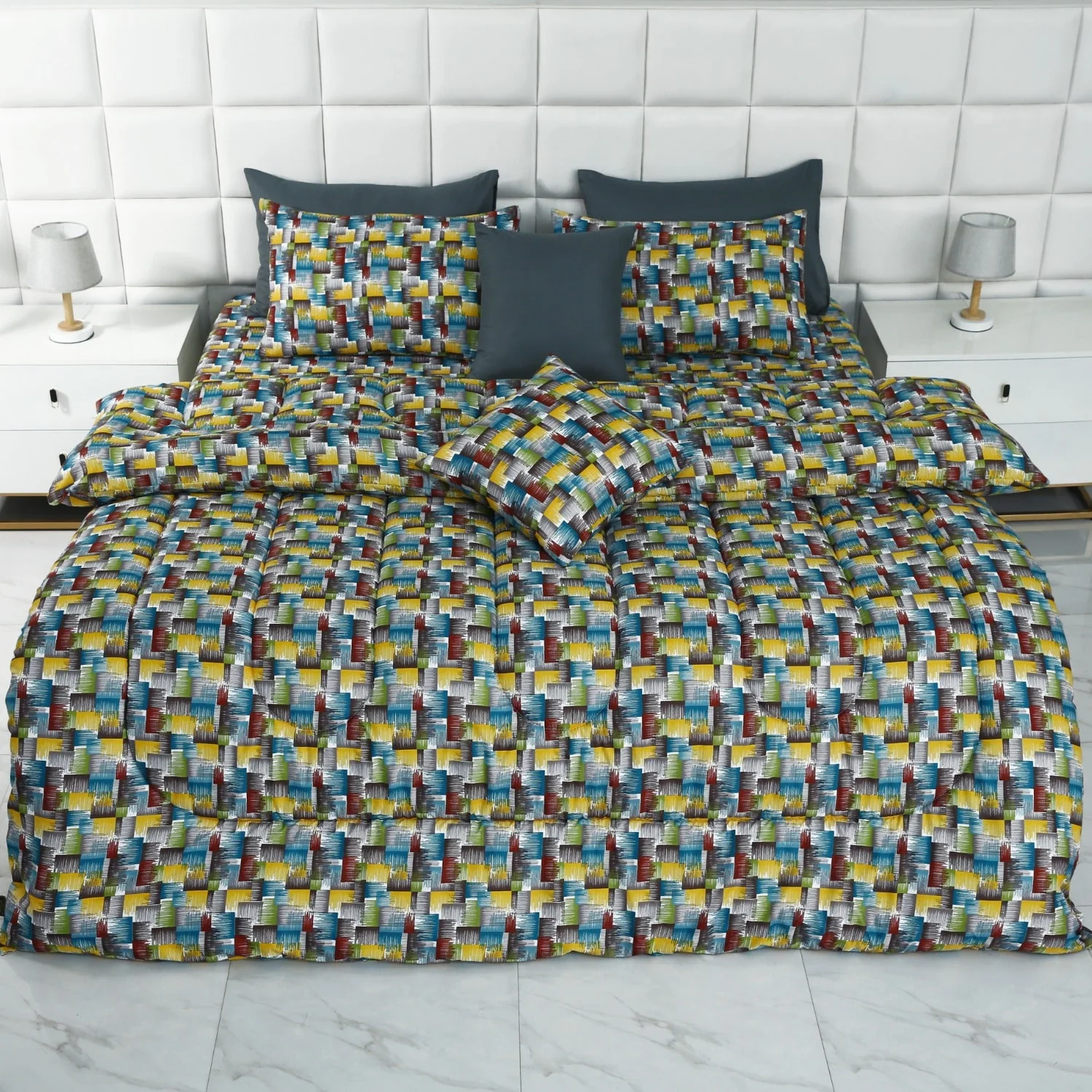 8 PCs Winter Razai Set-Multi Ombre - Image 3