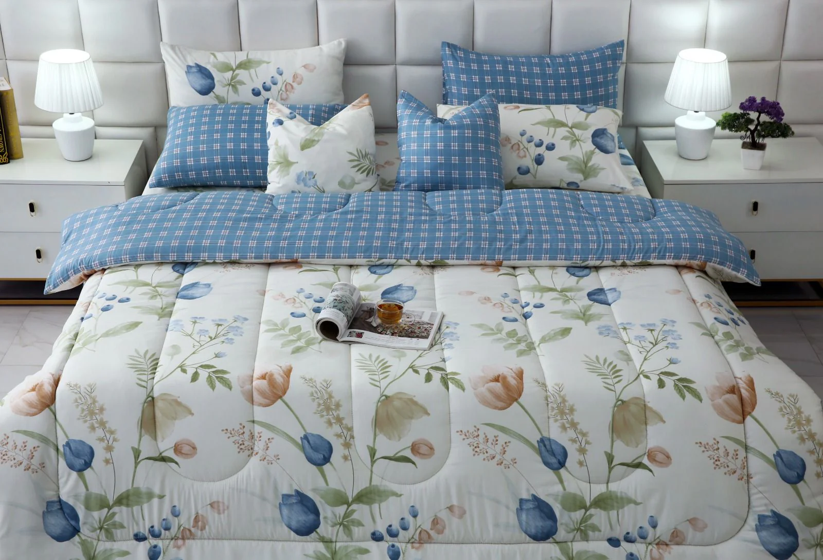 8 PCs Winter Razai Set-Water Lily - Image 9
