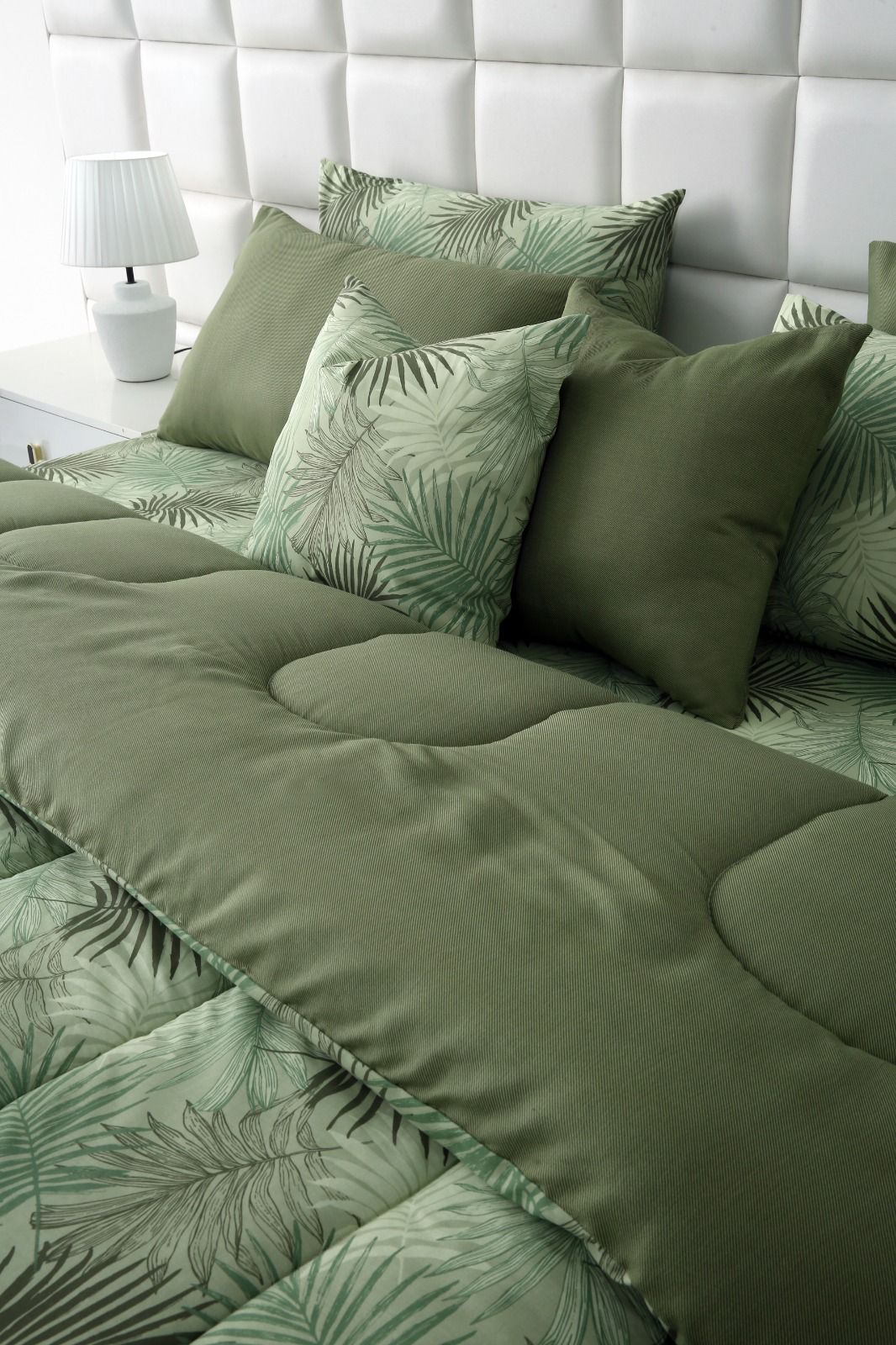 8 PCs Winter Razai Set-Palmy Jungle - Image 6